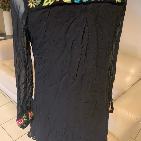 FLORAL BLACK SHIRTS WOMEN’S EMBROIDERED LONG SLEEVE BY VINTAGE COLLECTION - Picture 5 of 7